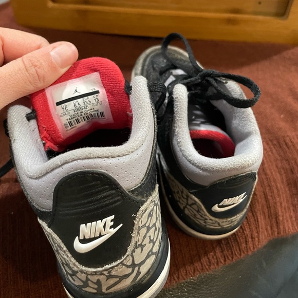 Nike Jordan Retro 3 - toddler size 7 - Picture 2 of 7